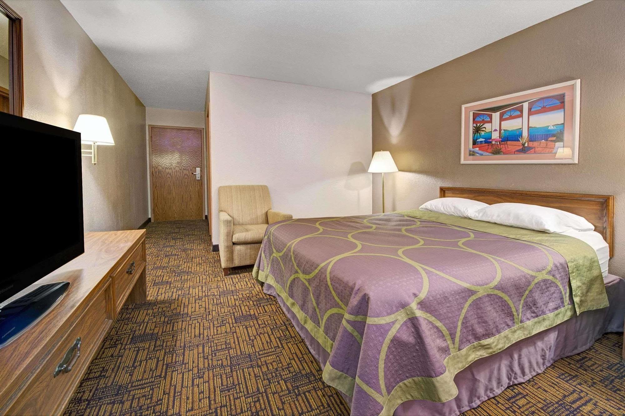 Super 8 By Wyndham Indianapolis Emerson Dış mekan fotoğraf